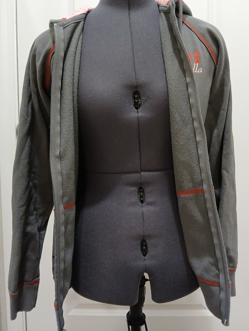 Disney Italian Minnie Mouse‎ Zip Jacket - Picture 6 of 14